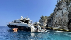 Sunseeker Predator 72